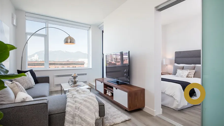2 bed, 1.0 bath, 634 sqft, $2,900 — Photo 1
