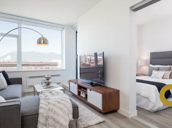 209 E 7th Ave #1A, Vancouver, BC V5T 0H3