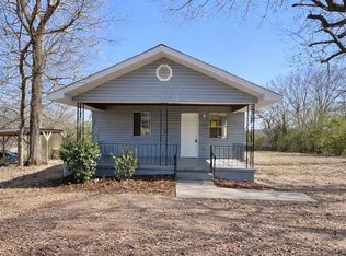 226 3rd Ave, Midfield, AL 35228