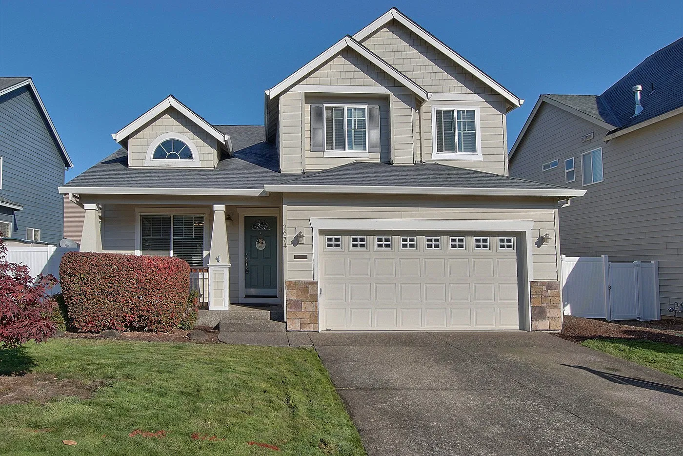 4 bed, 2.5 bath, 2091 sqft, $3,150 — Photo 1