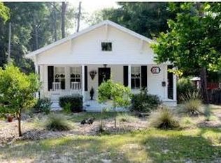 17 54th St, Yankeetown, FL 34498