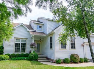 329 Old Darby Ln, Winthrop Harbor, IL