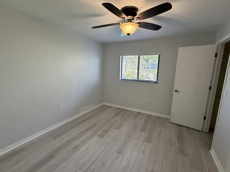 8434 Cypress Lake Cir — Photo 3
