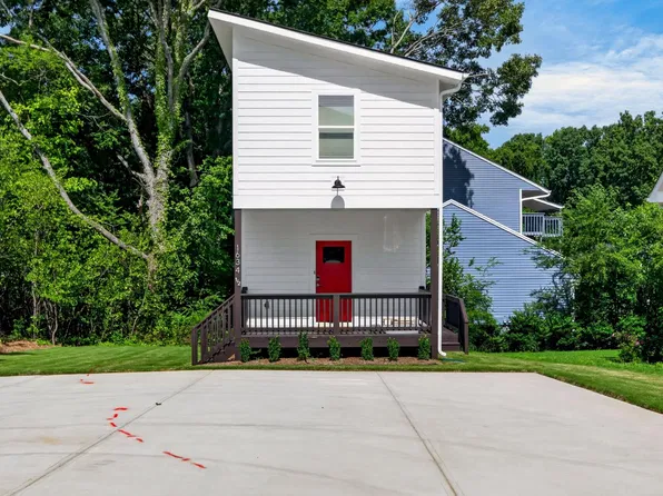 1634 1/2 Crest Rd, Raleigh, NC 27606