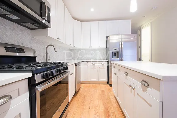 Rented by Brick&Mortar | media 26