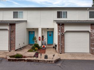 2239 Hawthorne St APT 19, Forest Grove, OR
