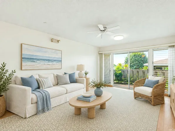 95-1050 Makaikai St APT 2H, Mililani, HI 96789