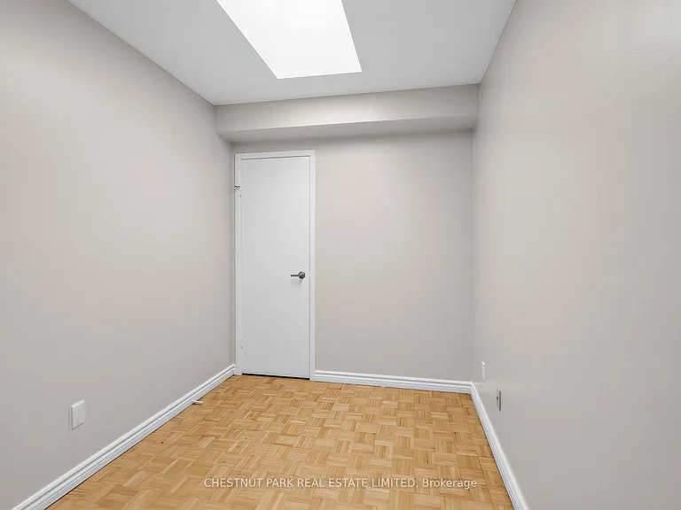 880 Broadview Ave #3 — Photo 17