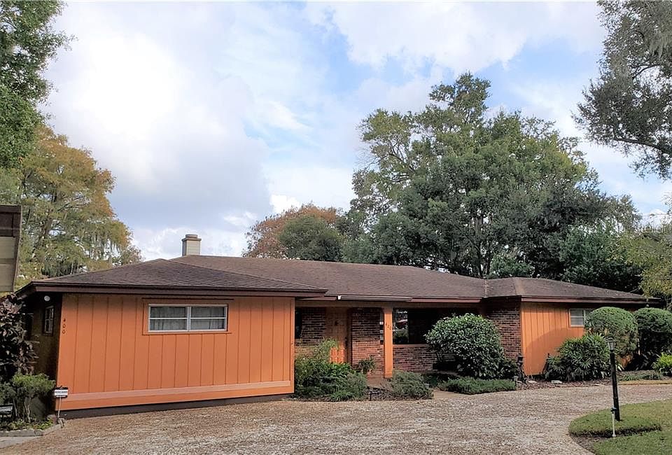 1st image of 400 W Lake Otis Dr
