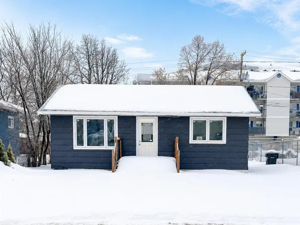 118 26th STREET W, Prince Albert, SK S6V 4P9