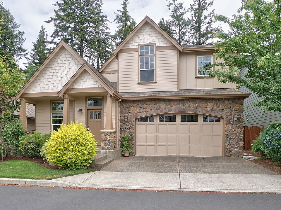 1st image of 3923 SE Glen Meadows Way