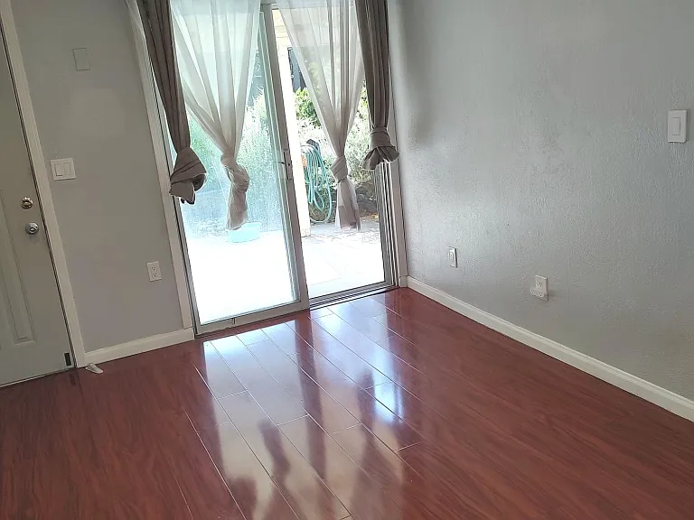 Kimberly Dr — Photo 15