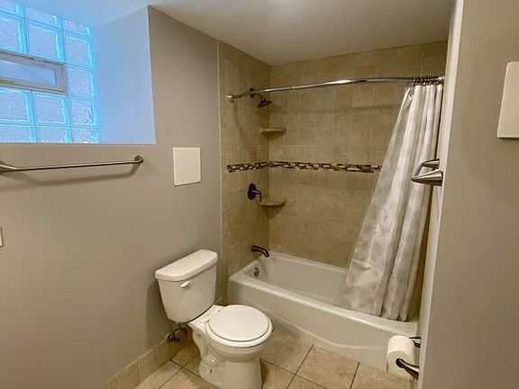 4th image of 6373 N Paulina St #B