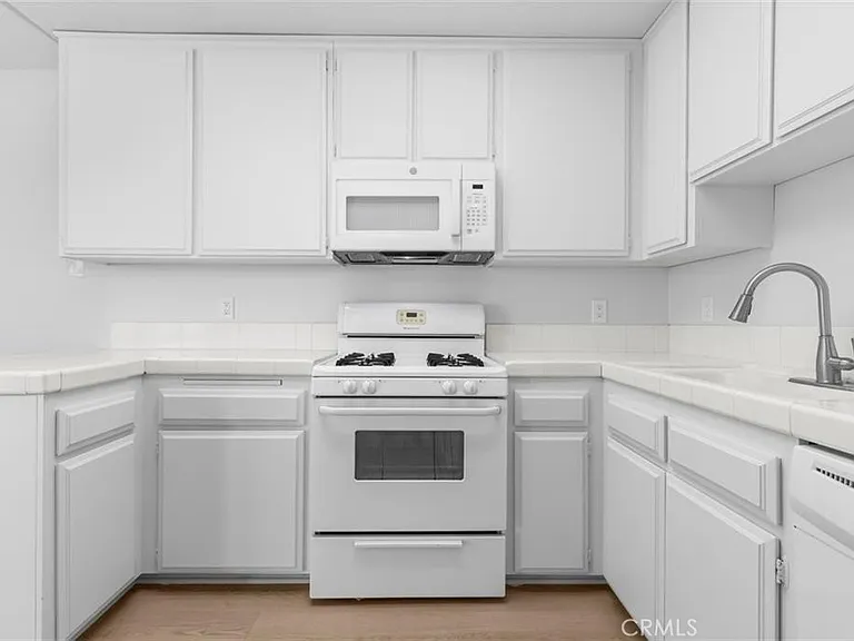 34031 Granada Dr — Photo 7