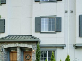 28527 SW Orleans Ave, Wilsonville, OR