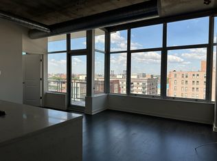 50 E 16th St UNIT 913, Chicago, IL 60616