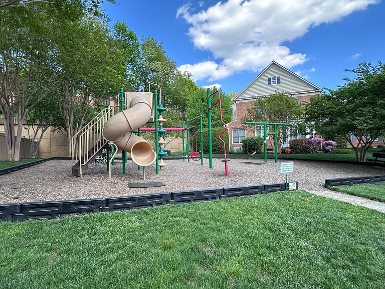 5231 Winter View Dr — Photo 103