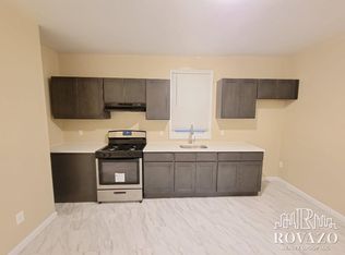 384 21st St APT 1, Irvington, NJ 07111