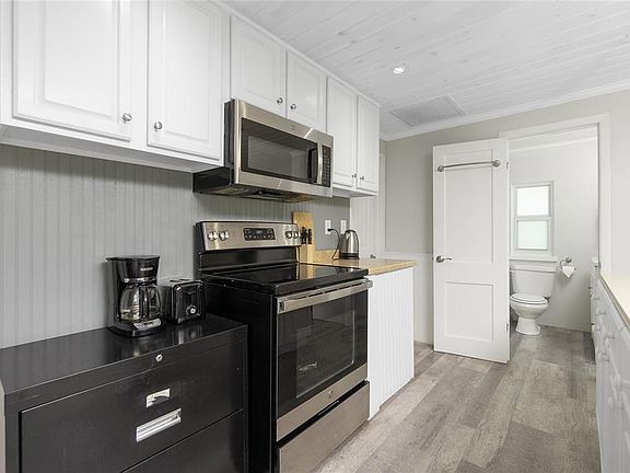 3rd image of 495 S McCall Rd