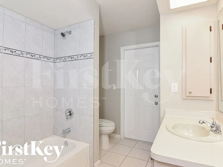620 SE 29th St — Photo 13