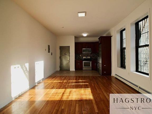 5th image of 460 Throop Ave APT 8