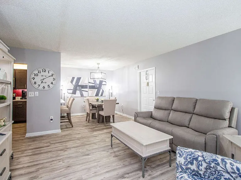 3101 Lake Pine Way #G2 — Photo 4