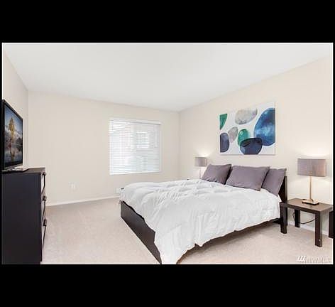 5th image of 9503 Hancock Ave SE