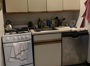 414 N Henry St APT 3, Madison, WI 53703