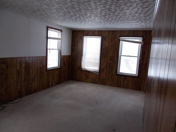 5th image of 171 Park Ave