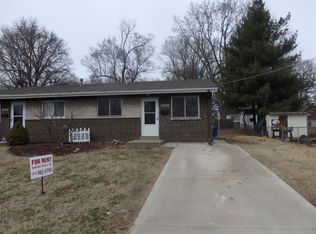 10001 Stephens Pl, Saint Ann, MO 63074