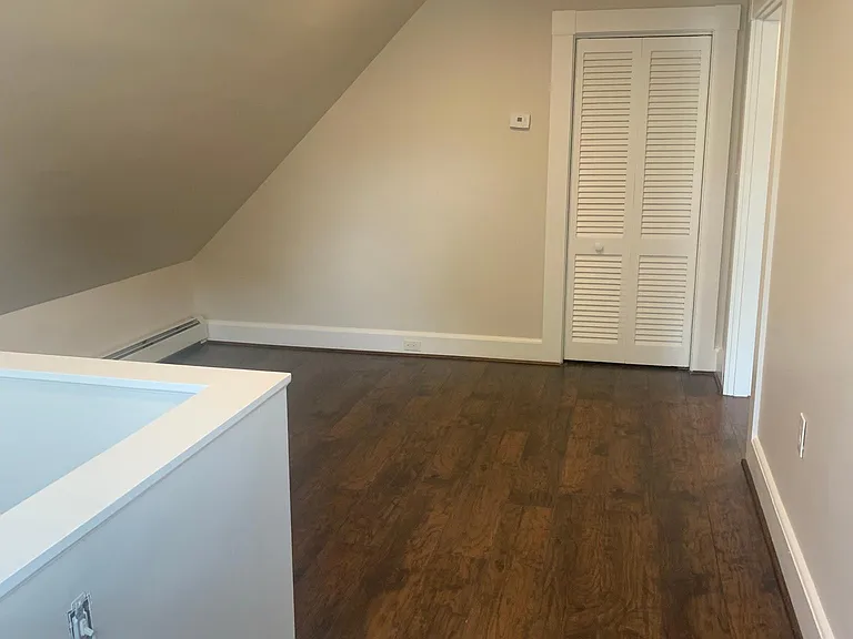 3-13 School St #3 — Photo 14