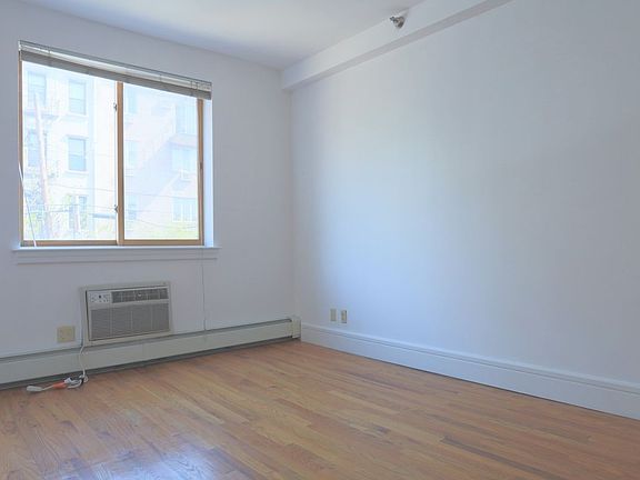 2nd image of 51 Garnet St APT 3B