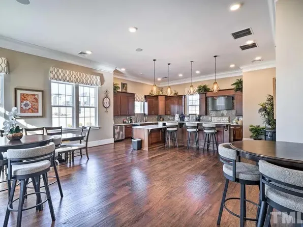 1014 Manorhaven Dr, Durham, NC 27703