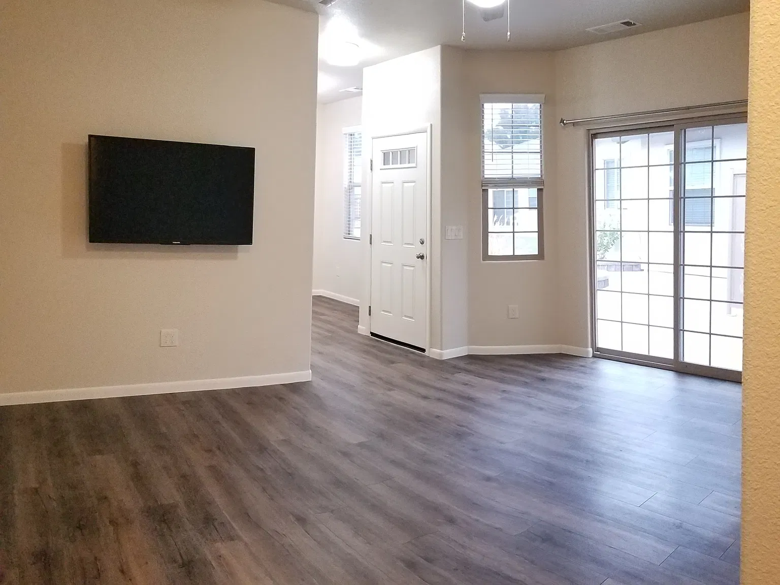 Jefferson Court 104B — Photo 4