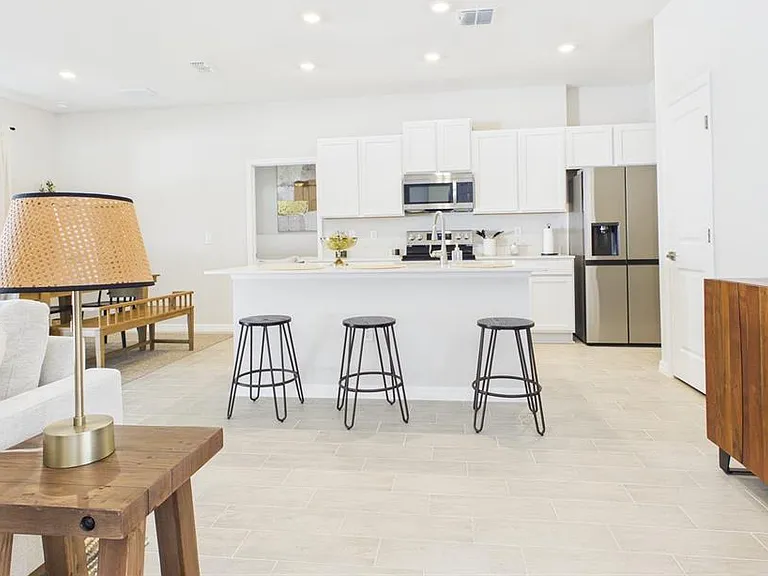 566 Marion Oaks Blvd — Photo 8