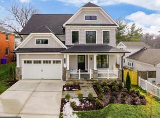 6124 Swansea St, Bethesda, MD 20817