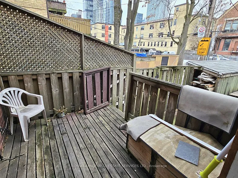118 Pembroke St #1 — Photo 9