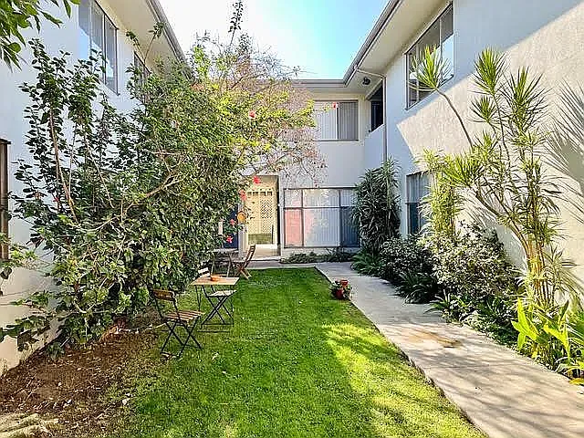 1 bed, 750 sqft, $2,495 — Photo 1