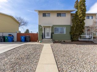 2102 E 13th St N, Lethbridge, AB T1H 2V5
