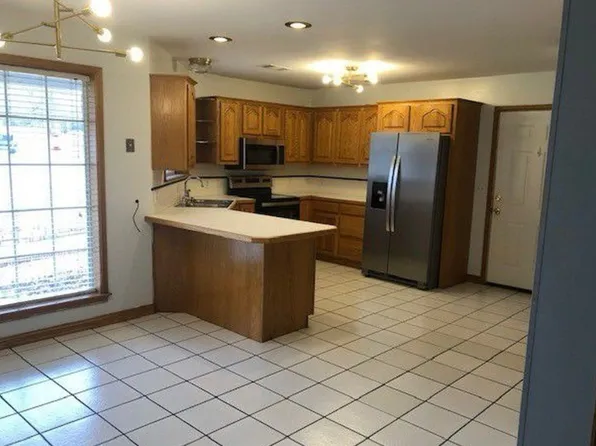 3 Ellis Rd, McAlester, OK 74501