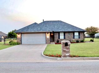 65 6th St NW, Piedmont, OK 73078