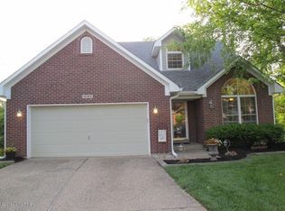 11703 Oak Bay Dr, Louisville, KY