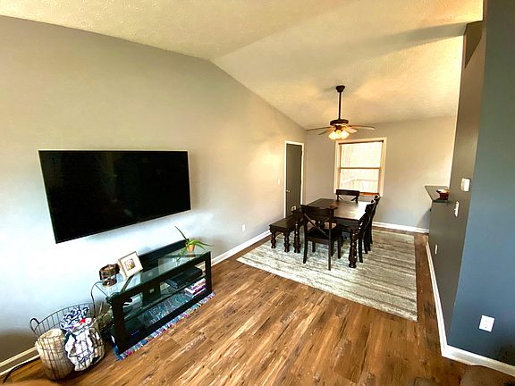3rd image of 3175 Alderridge Ct