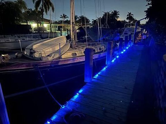 2nd image of 2524 Gulfstream Ln #0