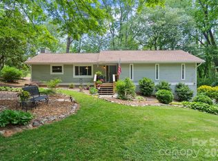 16 Chipping Green Dr, Arden, NC 28704