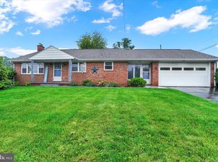 800 Delta Rd, Red Lion, PA 17356