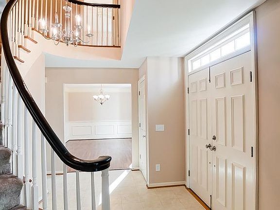 5th image of 4976 Twinbrook Ct