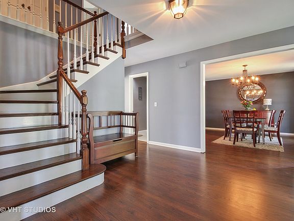 2nd image of 2347 Iroquois Dr