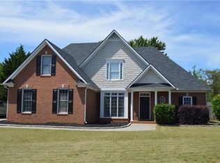 34 Colonial Cir, Cartersville, GA 30120