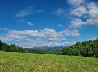 18 Sunrise Rdg, Marshall, NC 28753